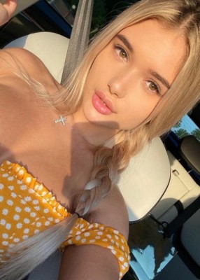 Проститутка Моли